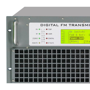 Excitateur d'émetteur de diffusion radio FM de 300 watts
