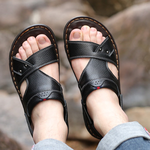 รองเท้าแตะหนังผู้ชายแบบสายไขว้ พื้นหนา กันลื่น สวมใส่สบาย สไตล์วัยรุ่น สีน้ำตาล สีดำ - Product Image 4