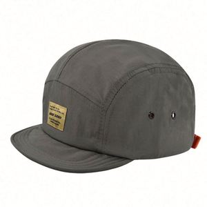 หมวกเบสบอลแบบ Snapback ปีกแบนจากโรงงาน รับทำโลโก้ปัก หมวก Snapback 5 ชิ้น - Product Image 6