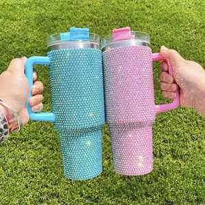 Vaso Térmico Bling de 40 oz con Asa, Tapa y Popote, en Rojo, Negro, Rosa y Azul, con Diamantes de Imitación, para Gimnasio y Deportes - Product Image 4