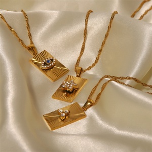 Collier vintage en cristal bleu œil-de-tigre, plaqué or 18 carats, en acier inoxydable, avec pendentif rectangulaire pour femme - Product Image 3