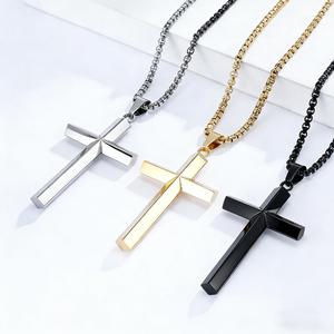 Nuevo colgante de cruz de diamante biselado de acero inoxidable y titanio, estilo único transfronterizo, minimalista, a la moda para hombre - Product Image 1
