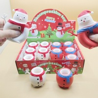 Jouet anti-stress de Noël en forme de Père Noël et bonhomme de neige à presser, jouet souple de Noël pour enfants, cadeau de fête pour soulager le stress