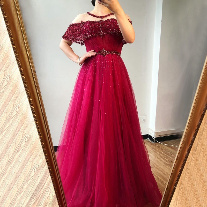 Encuentre el mejor fabricante de vestidos color vino cortos y vestidos  color vino cortos para el mercado de hablantes de spanish en alibaba.com