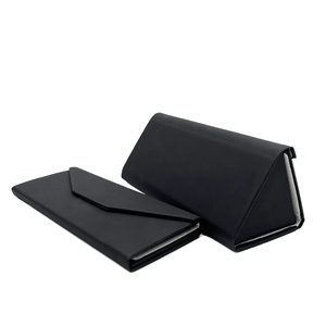 Sang Trọng Biểu Tượng Tùy Chỉnh Màu Đen Tam Giác Có Thể Gập Lại Sunglass Và Kính Trường Hợp Cho Du Lịch Lưu Trữ Cảnh Tượng PU Da Bao Bì - Product Image 6