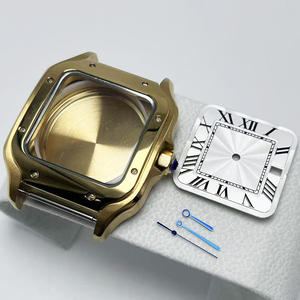 Esfera Cuadrada <span class=keywords><strong>de</strong></span> 27 mm, Caja Cuadrada <span class=keywords><strong>de</strong></span> Acero Inoxidable Dorado <span class=keywords><strong>de</strong></span> 38 mm, Compatible con Movimiento NH35/36/34, Servicios ODM/OEM Disponibles - Product Image 1