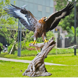 Scultura di <span class=keywords><strong>Aquila</strong></span> in Resina Realistica con Base ad Albero Appassito che Svolazza verso il Cielo - Arte Paesaggistica per Esterni - Product Image 2