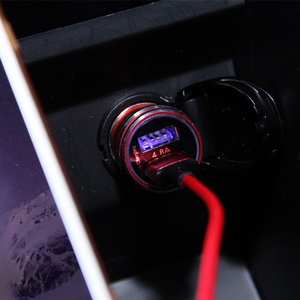 Bán buôn tùy chỉnh USB <span class=keywords><strong>Car</strong></span> <span class=keywords><strong>Charger</strong></span> kép 12V thông minh Điện thoại di động tự động Thuốc lá nhẹ hơn Adapter Ổ Cắm với 3 trong 1 cáp cho điện thoại di động - Product Image 3