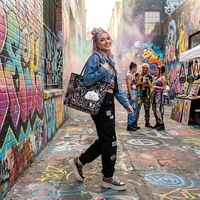 Bolsa de Mano de Lona con Diseño de Grafiti y Logotipo Personalizado al por Mayor: Bolsa de Hombro Estampada Ecológica y Estética para Mujer