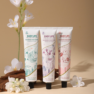 <span class=keywords><strong>Crema</strong></span> <span class=keywords><strong>Mani</strong></span> Nutriente con Etichetta Privata all'Ingrosso, Lozione <span class=keywords><strong>Mani</strong></span> Nutriente e Idratante in Tubetto di Alluminio 75g - Product Image 4