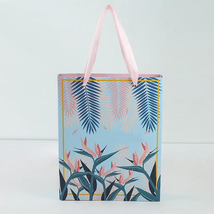 Bolsas de papel de regalo coloridas al por mayor, Impresión de diseño personalizado fábrica de bolsas de papel de lujo en Dongguan