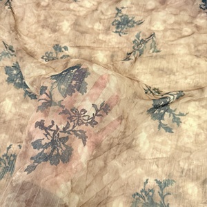 Tissu imprimé chinois 100 % polyester, crêpe de chiffon tissé, respirant et doux <span class=keywords><strong>pour</strong></span> la peau, idéal <span class=keywords><strong>pour</strong></span> les accessoires textiles de maison et les vêtements <span class=keywords><strong>pour</strong></span> filles - Product Image 3