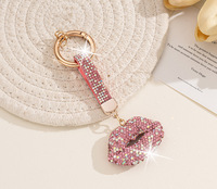 Porte-clés créatif en forme de lèvres incrusté de diamants et de strass, style coréen, pendentif de mode féminine pour la décoration de clés de voiture et de sacs