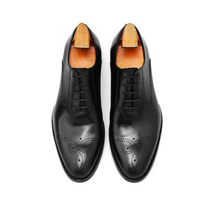 Chaussures de mariage pour hommes en cuir véritable, personnalisées, douces, classiques et élégantes, chaussures en cuir décontractées pour hommes. - Product Image 5
