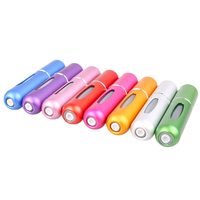 Flacons de parfum vides de luxe personnalisés, mini 5ml 8ml, rechargeables par le bas, en verre, atomiseur de parfum portable en aluminium