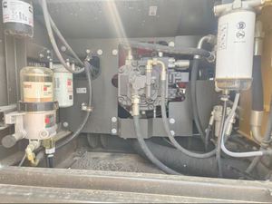 สำหรับรถขุดตีนตะขาบ E6225H พร้อมเครื่องยนต์คัมมินส์ มอเตอร์ปั๊มประสิทธิภาพสูง และระบบควบคุม PLC ของเกียร์บ็อกซ์ - Product Image 6