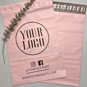 Bolsa de correo de mensajería de plástico reciclable de polietileno negro personalizado, bolsa de correo de embalaje de envío para trajes de baño, ropa - Product Image 1