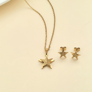 Conjunto de Joyería de Collar y Pendientes de Acero de Titanio con Forma de Corazón para Mujer, Cadena de Clavícula con Mariposa, Estilo INS, Accesorios de Moda - Product Image 5