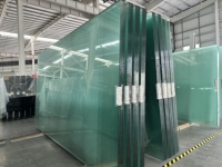 Vente en gros de plaques de verre flotté transparent massif Laurel de 3 mm à 12 mm d'épaisseur pour la décoration de salle de bain, garantie de 3 ans, projet complet