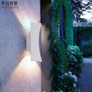 Ikawa Lighting GP-B166 Lampe murale extérieure étanche à double tête LED pour villa, cour et couloir - Product Image 1