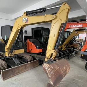 รถขุดขนาดเล็ก CAT 306 CR มือสอง 6 ตัน รถขุดไฮดรอลิกแบบตีนตะขาบ บูมหมุนได้ รถขุดขนาดกะทัดรัด - Product Image 3