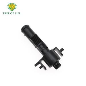 หัวฉีดน้ำล้างไฟหน้ารถปอร์เช่ มาคันน์ รุ่น 95B955099A 95B955100A ซ้าย ขวา ทำจากพลาสติก - Product Image 2