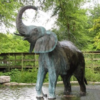 Sculpture en cuivre de grands animaux personnalisés Statues d'éléphant en bronze en laiton pour décoration extérieure