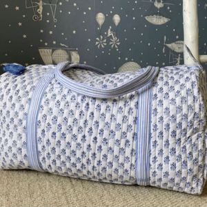 Large Cotton Weekender Travel Duffle Bag Custom Quilted Foldable Durable Sports Zipper Women Carryall Floral Printed Overnight - Product Image 5