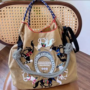 여학생용 귀여운 친환경 캔버스 쇼핑백 대용량 미니 볼 체인 핸드백 말 자수 접이식 숄더백 - Product Image 4