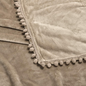 Super <span class=keywords><strong>ofertas</strong></span> Lovely One-Ply Soft Flannel Pom Poms Throws Manta Cozy Warm Knitted Bed Sofa Manta para Picnic - Product Image 2