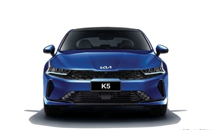 <span class=keywords><strong>Kia</strong></span> K5 1.5 Turbo essence 5 portes berline <span class=keywords><strong>2023</strong></span> 2024 neuve - Product Image 2