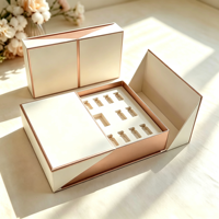 Boîtes cadeaux rigides en papier personnalisées pour les soins de la peau avec inserts en mousse sur mesure, plusieurs options de taille disponibles