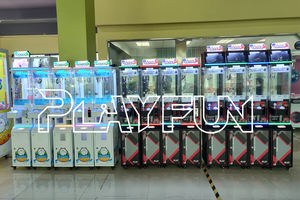 Playfun, venta al por mayor, juguetes que funcionan con monedas, <span class=keywords><strong>Candy</strong></span> World, Mini máquina de <span class=keywords><strong>juego</strong></span> de garra con aceptador de billetes en efectivo a la venta - Product Image 4