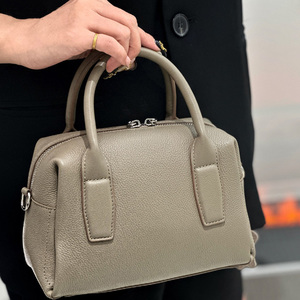 Fashionable <b>Leather</b> Handbag High-end Top Layer Cowhide <b>Small</b> Square <b>Bag</b> Simple Commuting <b>Shoulder</b> <b>Bag</b> Versatile Cross Body <b>Bag</b> - Product Image 1