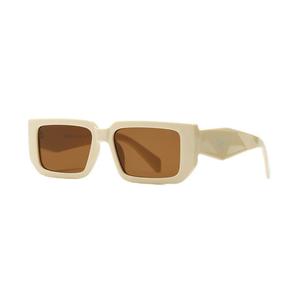 Gafas de Sol Unisex Modernas Europeas Americanas, Nuevas con Protección Anti-UV400, Modelo Clásico y Moderno BSM 2012, Montura de PC - Product Image 4