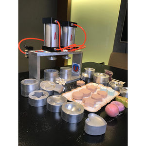 Moule à pression multiple pour bombes de bain personnalisées, diffuseurs de vapeur de douche, barres de shampoing, barres d'après-shampoing, machine à presser les bombes de bain à vendre - Product Image 4