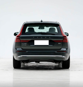 Prêt à être expédié, tout nouveau <span class=keywords><strong>Volvo</strong></span> <span class=keywords><strong>XC60</strong></span> B5 Mild Hybrid SUV 2026, conduite à gauche, transmission intégrale, voiture de luxe à essence, <span class=keywords><strong>prix</strong></span> avantageux pour l'exportation mondiale - Product Image 6