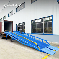 Nouvelle rampe de chargement mobile 6-15 tonnes, plateforme en acier antidérapante réglable électriquement pour le chargement de conteneurs en entrepôt par chariot élévateur