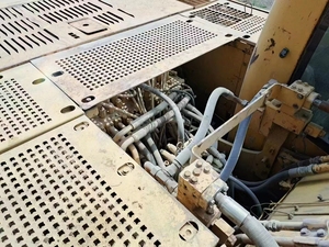 Excavatrice Caterpillar 320D d'occasion de haute qualité, poids en fonctionnement de 20 tonnes avec composants de base, moteur et pompe - Product Image 6