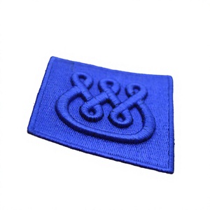 Parches de Tela con Lazo de Chenilla Bordado y Lentejuelas Termoadhesivas de PVC Ecológico de 6 cm, Coloridos, para Sombreros - Product Image 3