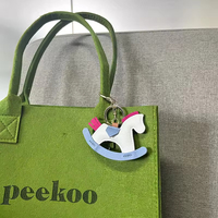 Porte-clés Cheval à Bascule Cartoon en Cuir PU 2026, Pendentif de Sac et Breloque Cheval en Bois, Adorable Poney Rembourré en Coton – Vente en Gros