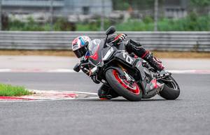 Neumáticos Radiales CST para Motocicleta <span class=keywords><strong>140</strong></span>/<span class=keywords><strong>70</strong></span>-<span class=keywords><strong>17</strong></span> <span class=keywords><strong>140</strong></span> <span class=keywords><strong>70</strong></span> <span class=keywords><strong>17</strong></span>, Neumáticos de Carreras y Carretera para Motocicleta <span class=keywords><strong>17</strong></span> - Product Image 4
