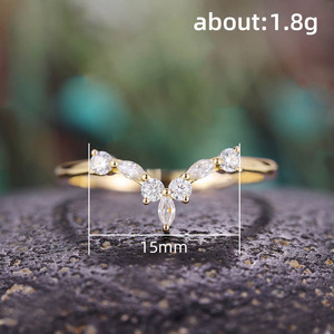 Anello a Forma di V con Design Marquise, Stile Impilabile per Donne - Product Image 6