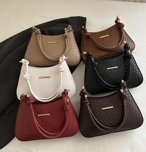 Nouveau sac à bandoulière pour femme en tissu PU tissé uni multifonctionnel, sac bandoulière simple et polyvalent à la mode - Product Image 1