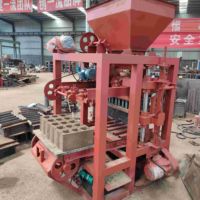 Machine à blocs de terre QT4-24B pour l'Afrique – Machine semi-automatique de fabrication de briques Hydraform à moitié manuelle – Prix de la machine à briques en ciment et béton