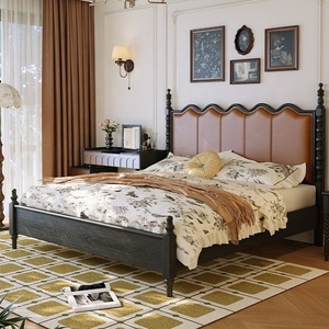 Lit rembourré en cuir vintage français avec cadre en bois de chêne massif, tailles King/Queen/Full pour chambre à coucher - Product Image 1