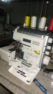 Máquina Overlock de 2/3/4 Hilos Serie MO-3000 Nueva y Original con Puntada de Cobertura y Puntada de Cadena - Product Image 4