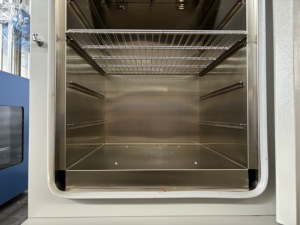 เตาอบไมโครเวฟสำหรับการทดสอบในห้องปฏิบัติการ JY กวางตุ้ง 5kW 220V ป้องกันน้ำและฝุ่นระดับ IP55 ความแม่นยำสูง 0.03 ปีการรับประกัน 1 ปี รับผลิตแบบ OEM/ODM - Product Image 3