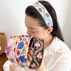 Diadema Plana de Estilo Étnico Bohemio, Diadema con Bordado de Flores Dulces y Modernas, Diademas Bohemias Retro con Nudos para Mujer - Product Image 3