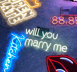 Letrero de Neón con la Frase '¿Te Casas Conmigo?' LED RGB <span class=keywords><strong>para</strong></span> Propuesta de Matrimonio, Exhibición en Tiendas, Arte de Interior, Impermeable, Duradero, Marco Personalizable, Colores Personalizables - Product Image 1